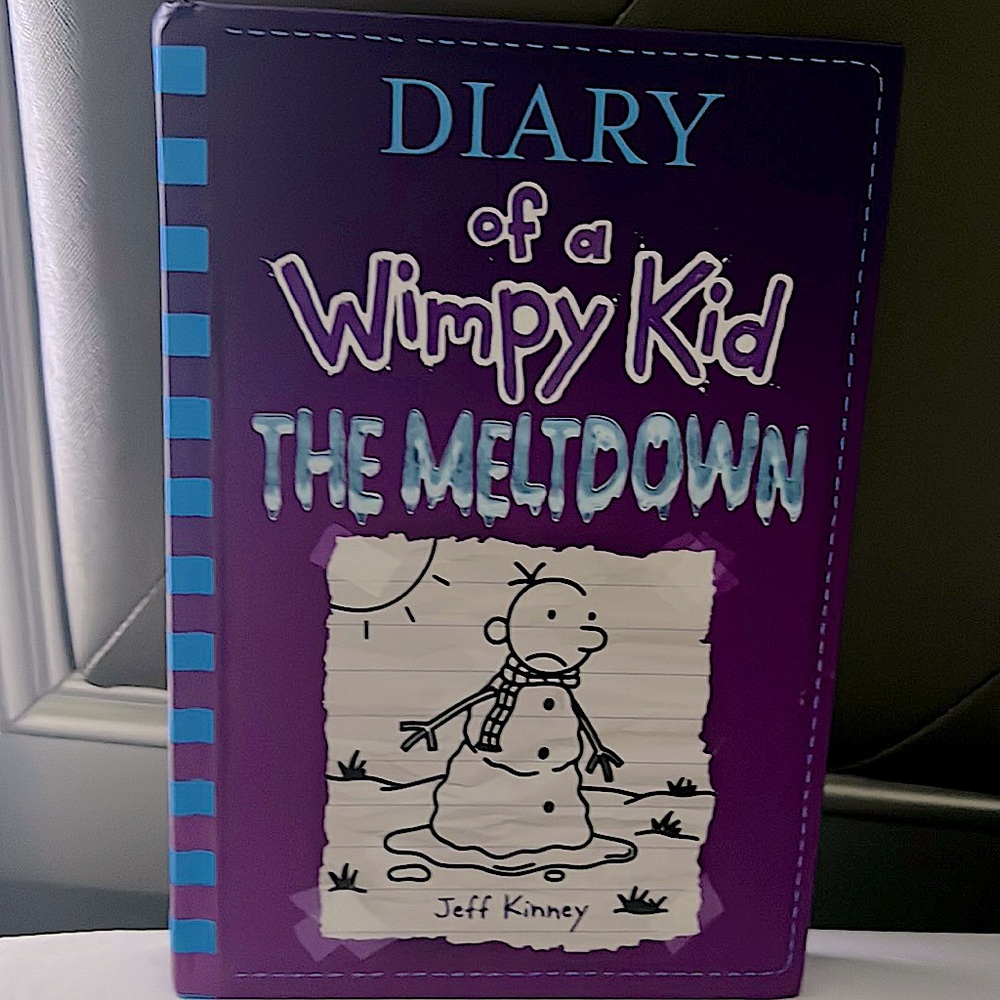 The diary of a wimpy kid the meltdown bye Jeff Kinney it is Very good conditions